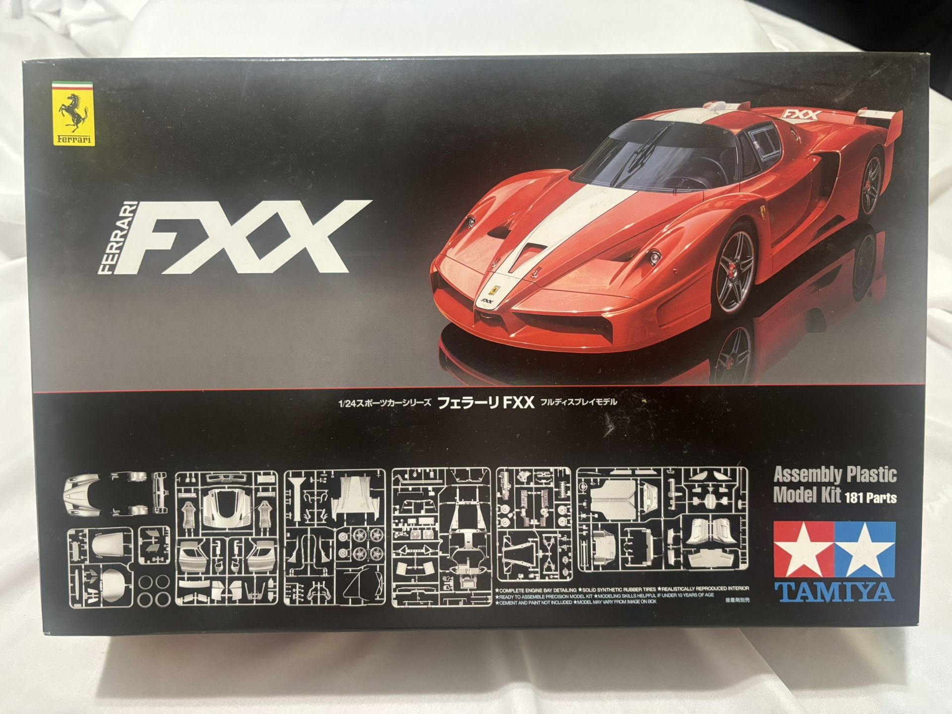 Revell Model Kit - Ferrari FXX