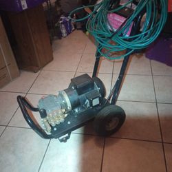 CR5000 Electrojet 2400PSI Pressure Washer