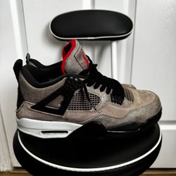 Nike Air Jordan 4 Retro Taupe Haze 