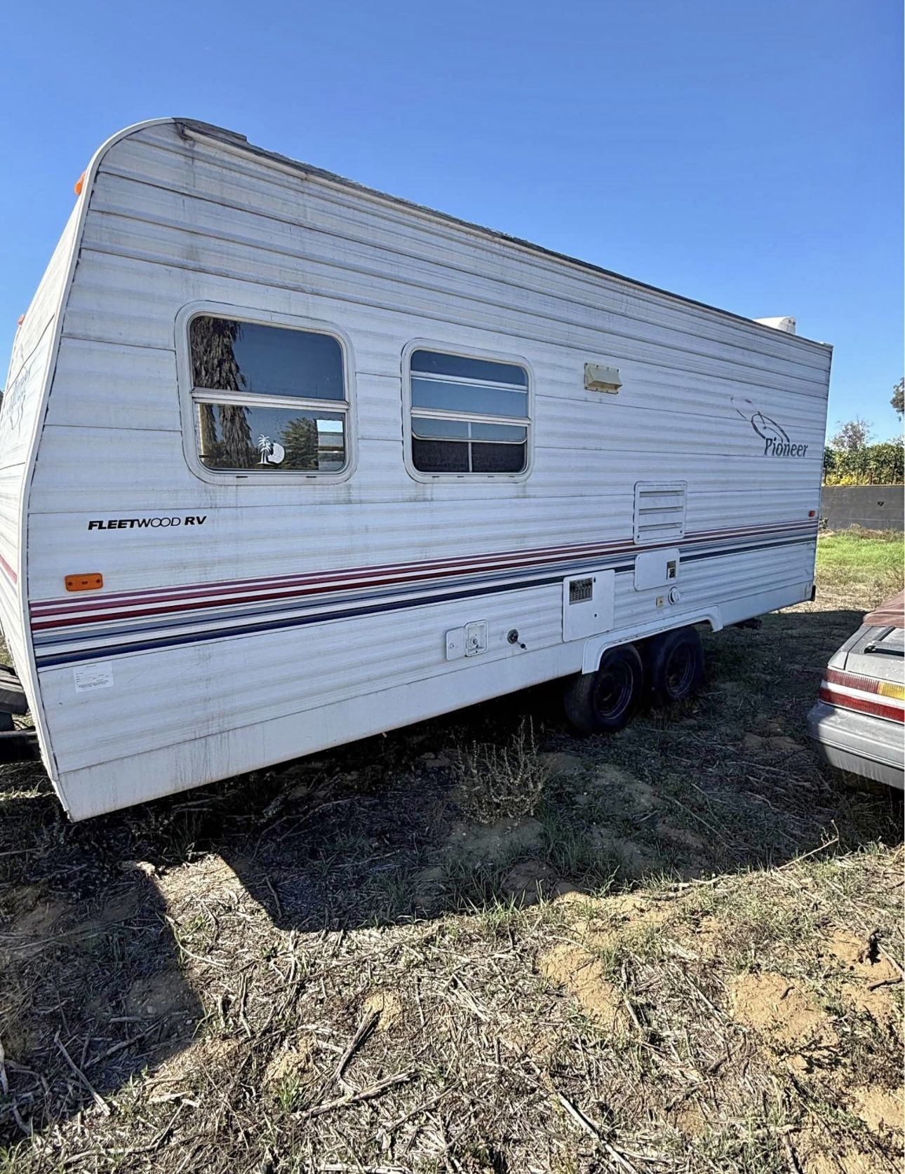 Pioneer Fleetwood Rv Trailer