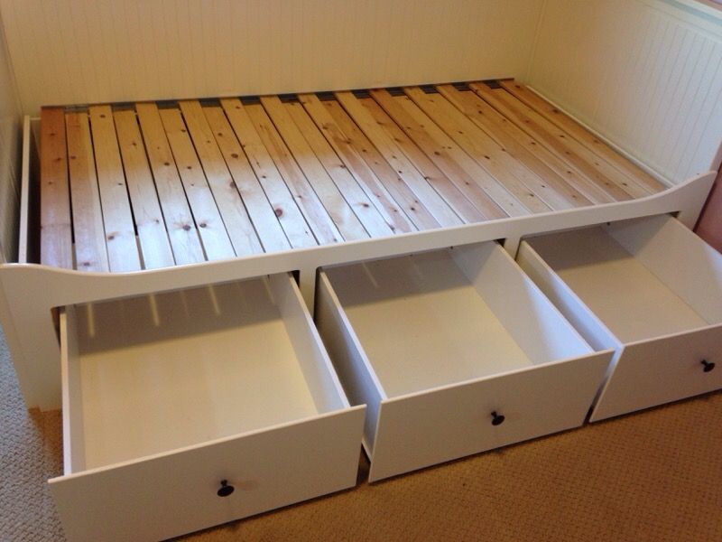 IKEA HEMNES Day Bed (twin to king) for Sale in Brier, WA OfferUp
