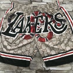 Lakers Mitchell And Ness Shorts Size Medium 