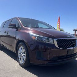 2017 KIA Sedona