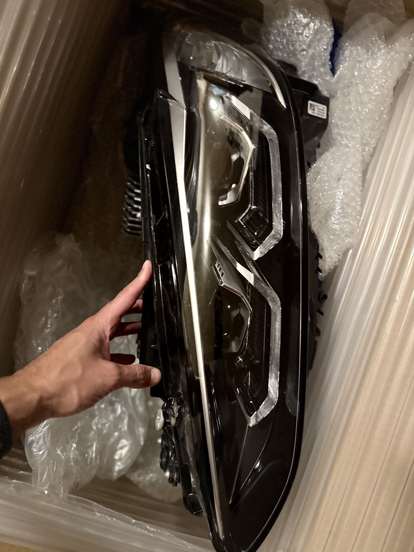 BMW OEM R&L LED Headlights G82 22’ M4