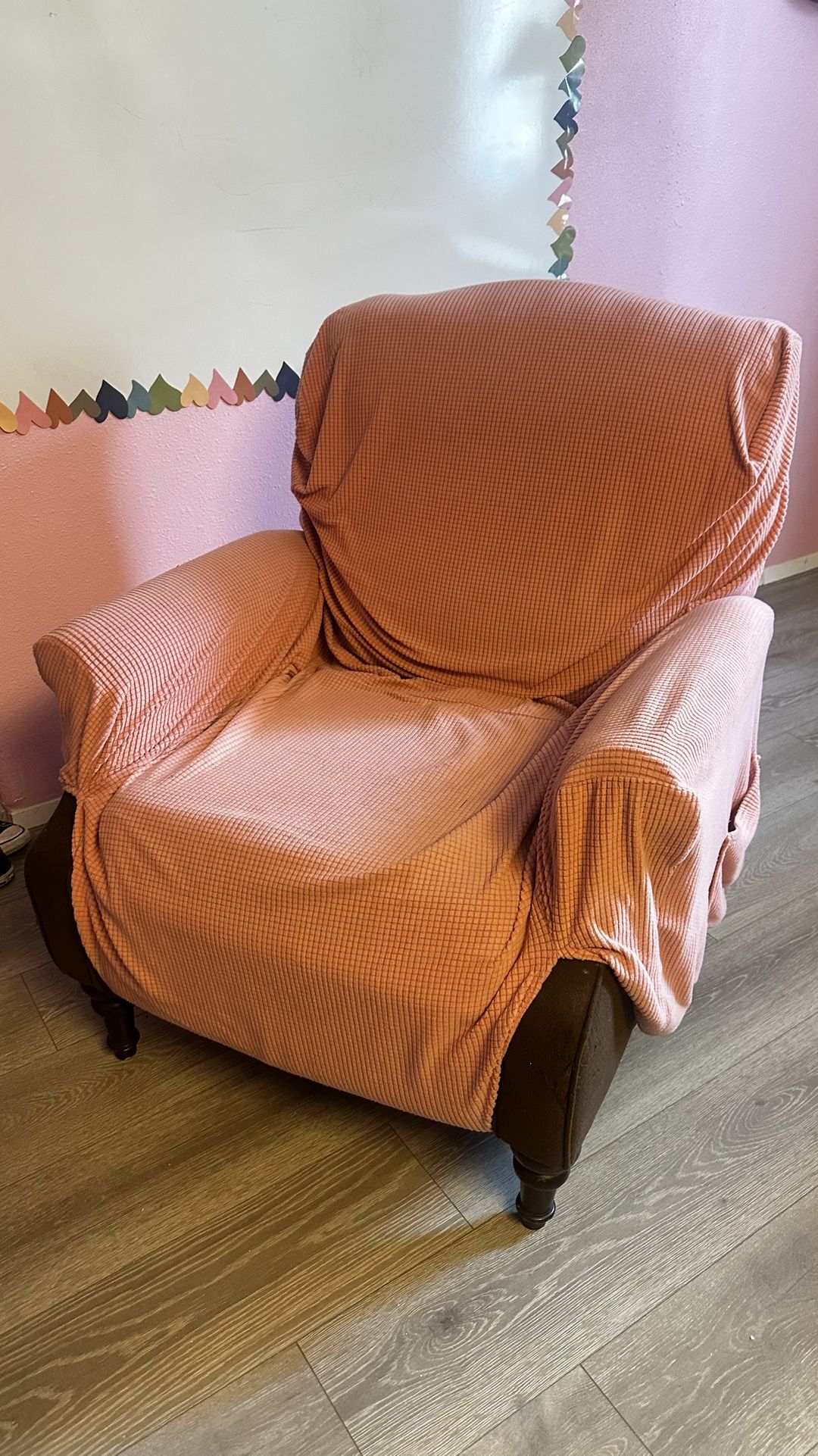 Reclinable Couch / Sillón reclinable
