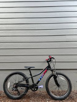 Trek Precaliber 20 Kids’ Mountain Bike – 7-Speed