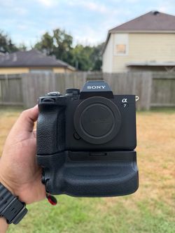 Sony Alpha a7IV with Battery Grip and 28-70mm lens