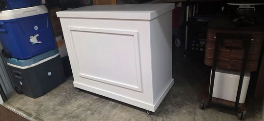 Bar cart