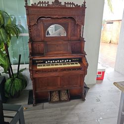 Story And Clark Chicago Organ Piano 