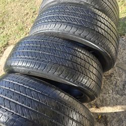 Tires size 275 50 22