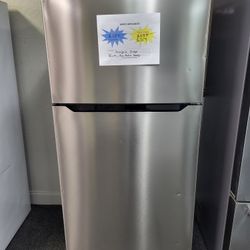 🎅Everything Must Go! Nice Insignia 18cuft Stainless Steel Fridge-Warranty Included 