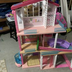 FREE Barbie Doll House
