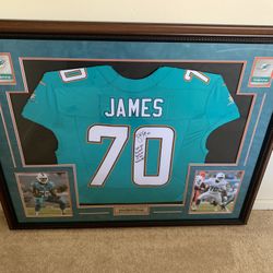 Gorgeous Game Used Miami Dolphins Autographed Framed Jersey ! NFL