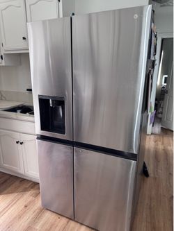 LG refrigerator