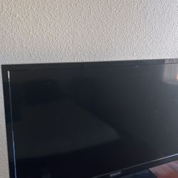 T V Westinghouse 42.5 Size 