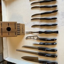 Cutco knife holder and vintage Cutco knives