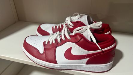nike air jordan 1 low red and white color way