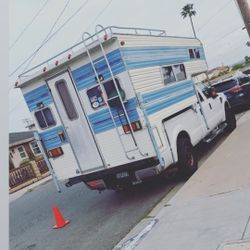 Lance Overcab Camper