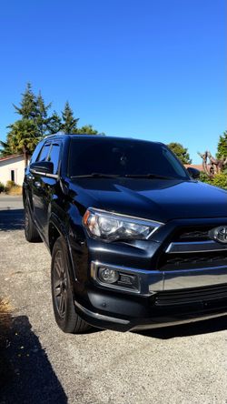 Toyota 4 runner limited 2017