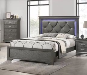 King Bed Light In The Headboard 