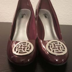 Fioni Maroon Wedges Size 6