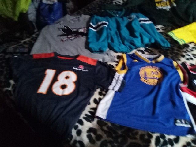 Sports Jerseys And Sweaters