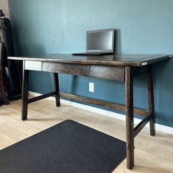 Office Desk/Gaming Desk