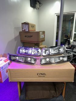 99-02 Chevy Silverado 00-06 Tahoe Suburban Headlights (black) 4/pc set