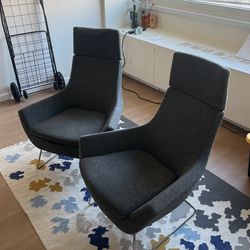 2 Living Room Chairs