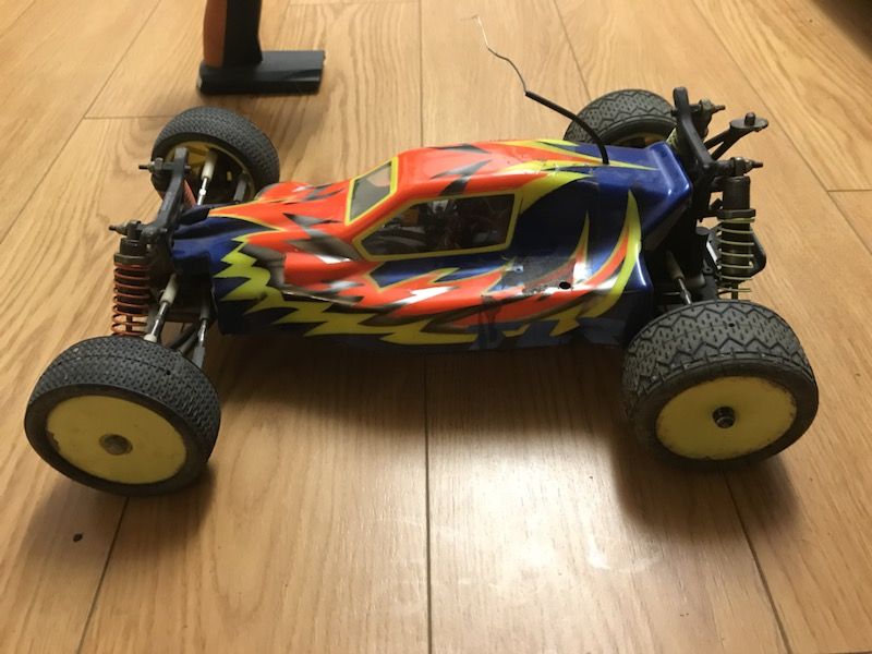 Team Losi XX4 4WD Electric RC Race Buggy w/ Graphite Parts