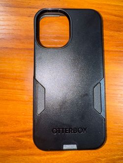 Otterbox commuter series case for iPhone 17