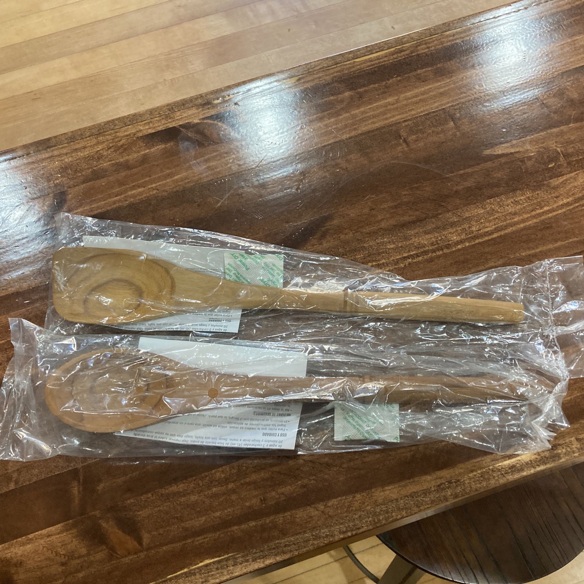 Pampered Chef Teakwood Spoons for Sale in Chicago, IL OfferUp