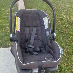 Graco Infant Car Seat