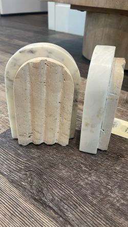 Book Ends