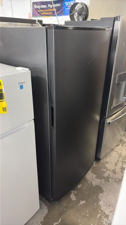 Gladiator Freezerless Refrigerator