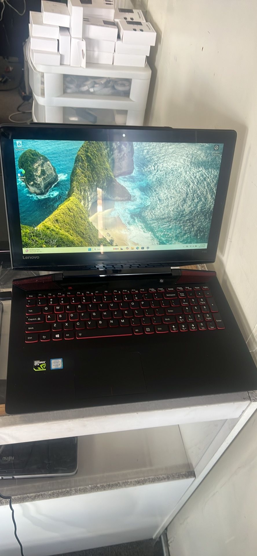 Lenovo Y700 Gaming Laptop 16 GB RAM Core i5 512 GB SSD 4 GB Graphics Card
