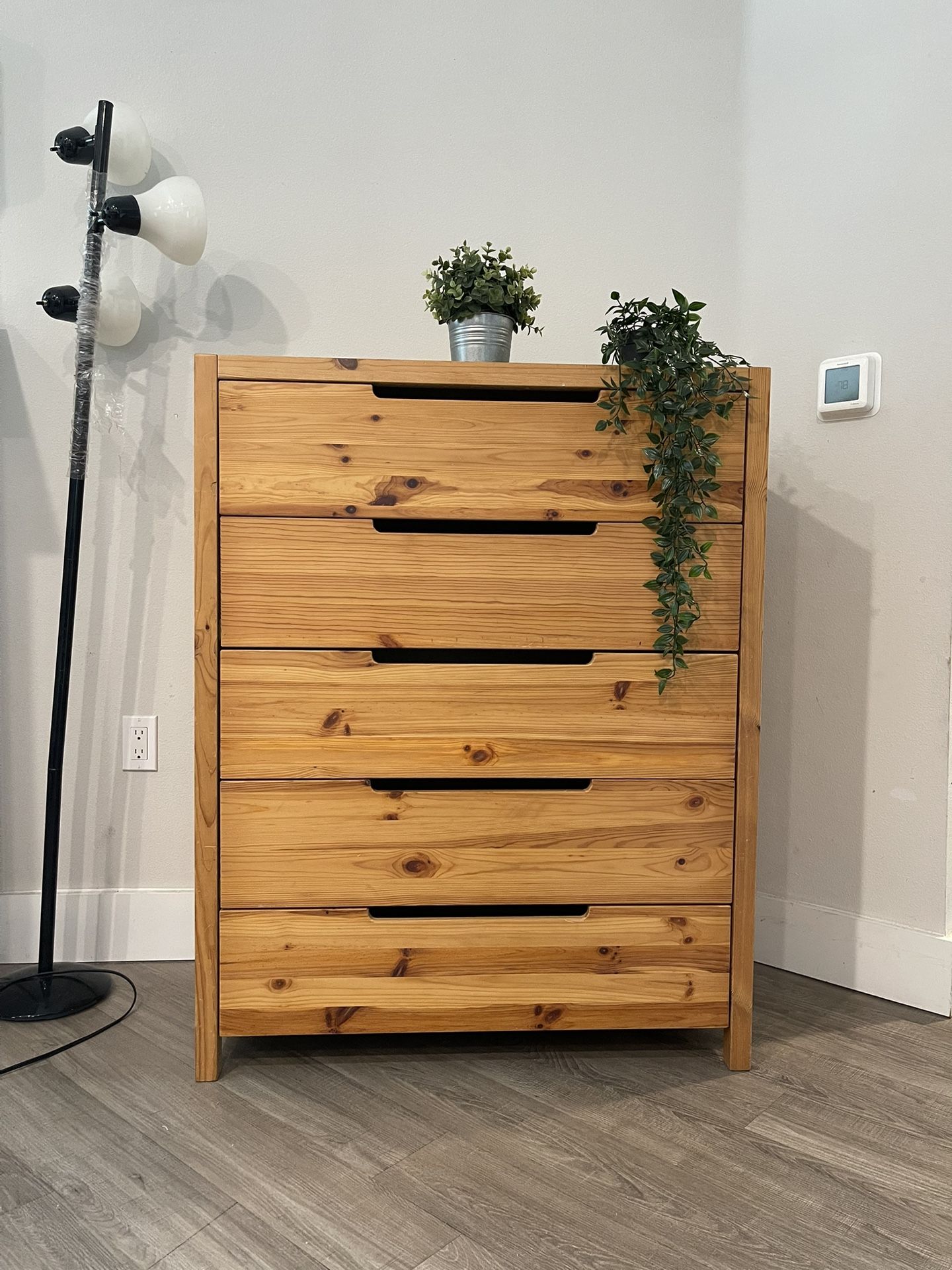 Dresser With 5 Drawers - chest Or Cabinet