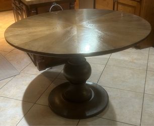 New Open Box 46” Solid Wood Round Pedestal Dining Table