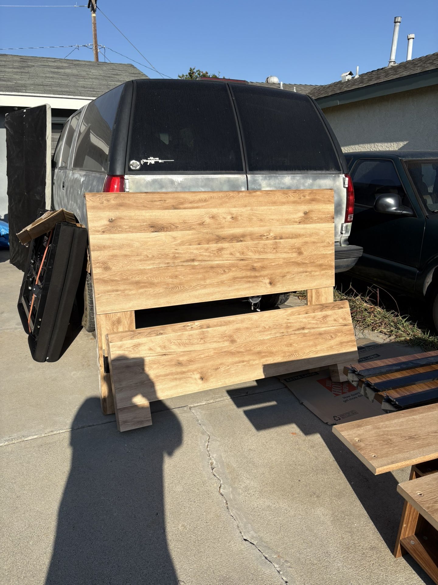Super clean, Queen-size walnut finish, bed frame
