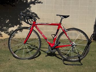 Full carbon Trek Madone SL 5.2