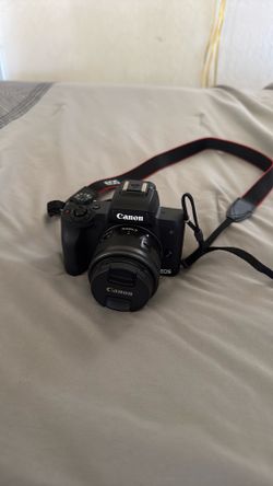 Canon M50