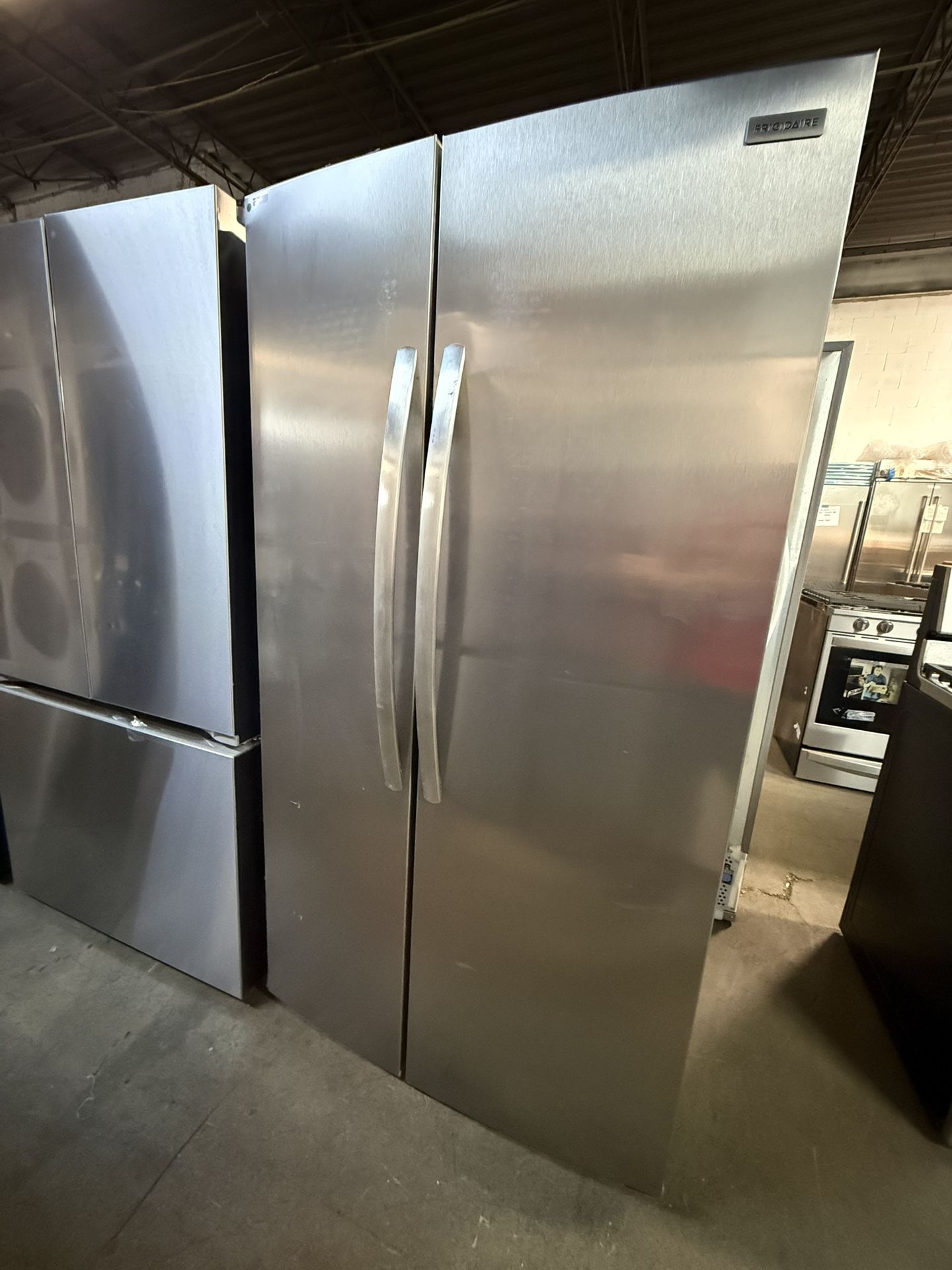 🥶 NEW Frigidaire - 26 Cu. Ft. Standard Depth Side-by-Side Refrigerator STAINLESS