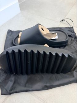 Yeezy Slides