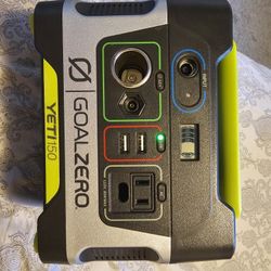 Yeti  GOAL ZERO 150 Solar Power Bank Like New