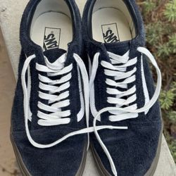 Vans. Authentic Suede Sneakers 