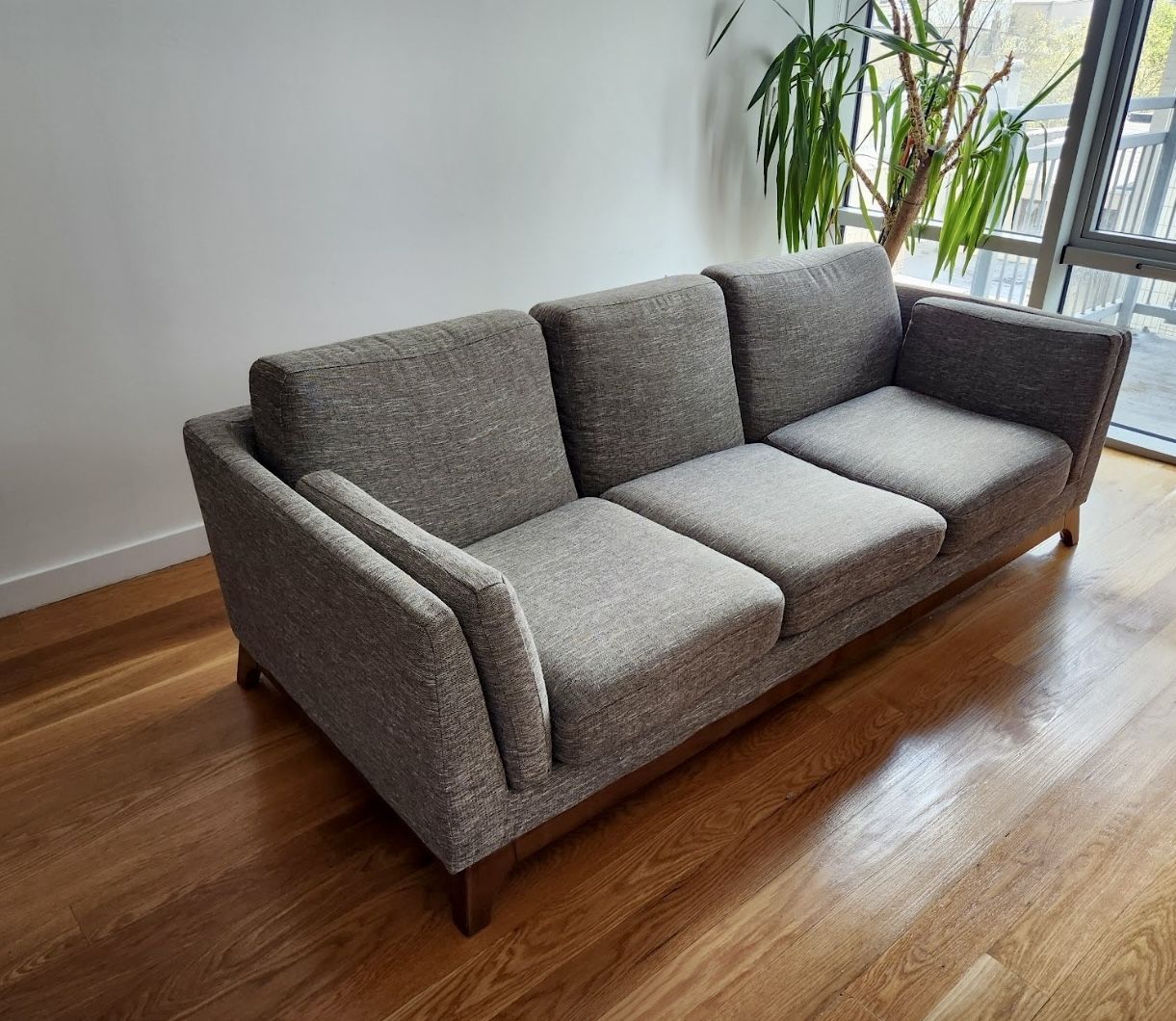 Midcentury Article Sofa.. Selling Quickly