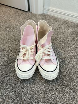 Mens Light pink chuck 70 converse