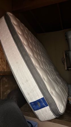 Queen size mattress