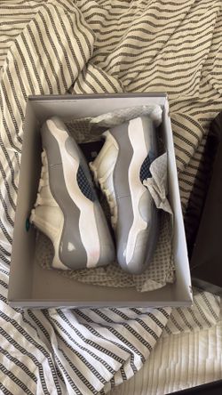 Air Jordan 11 Cement Grey