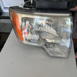 2012 Ford F 150  Front Headlights 